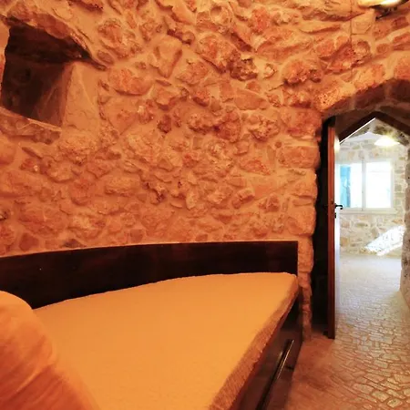 Trullo Del Conte Salve